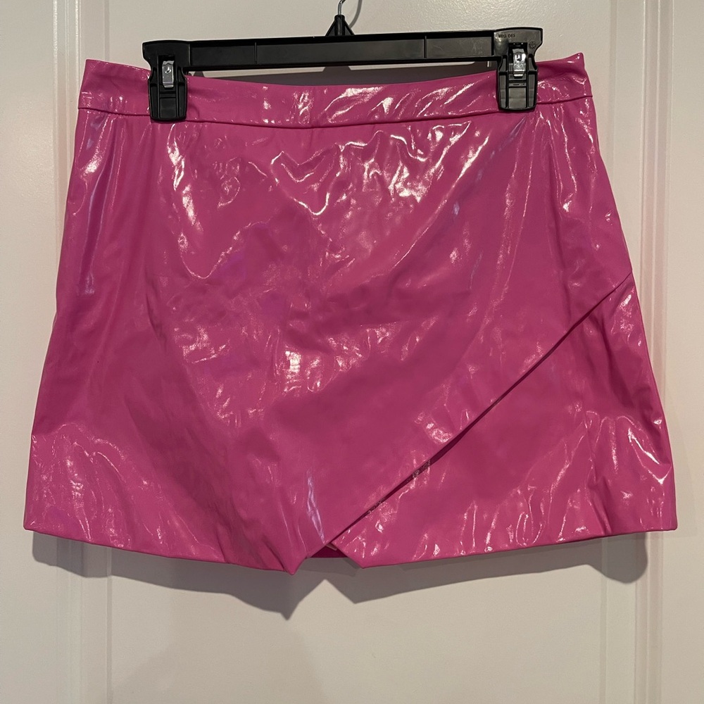 TCEC Hot Pink Vinyl Skirted Short